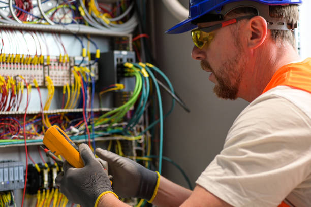 Best Electrical Outlet Repair  in Earlvle, IL